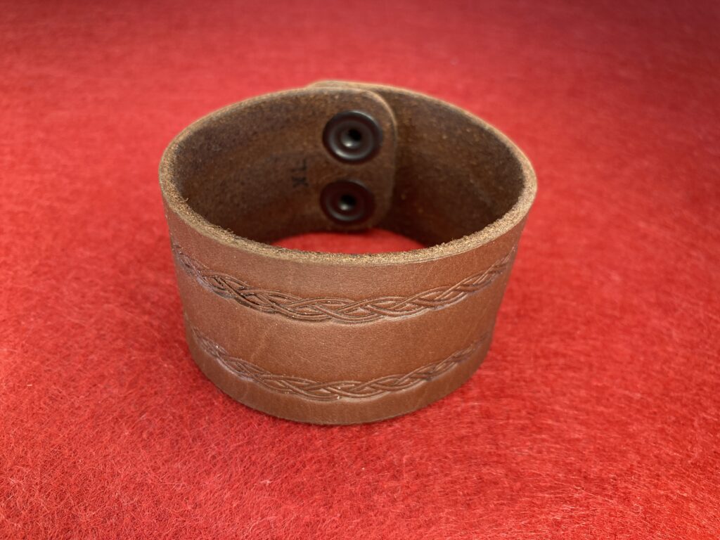 Lederarmband Breit – Muster