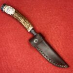 Jagdnicker – Geschnitzt: Hirsch